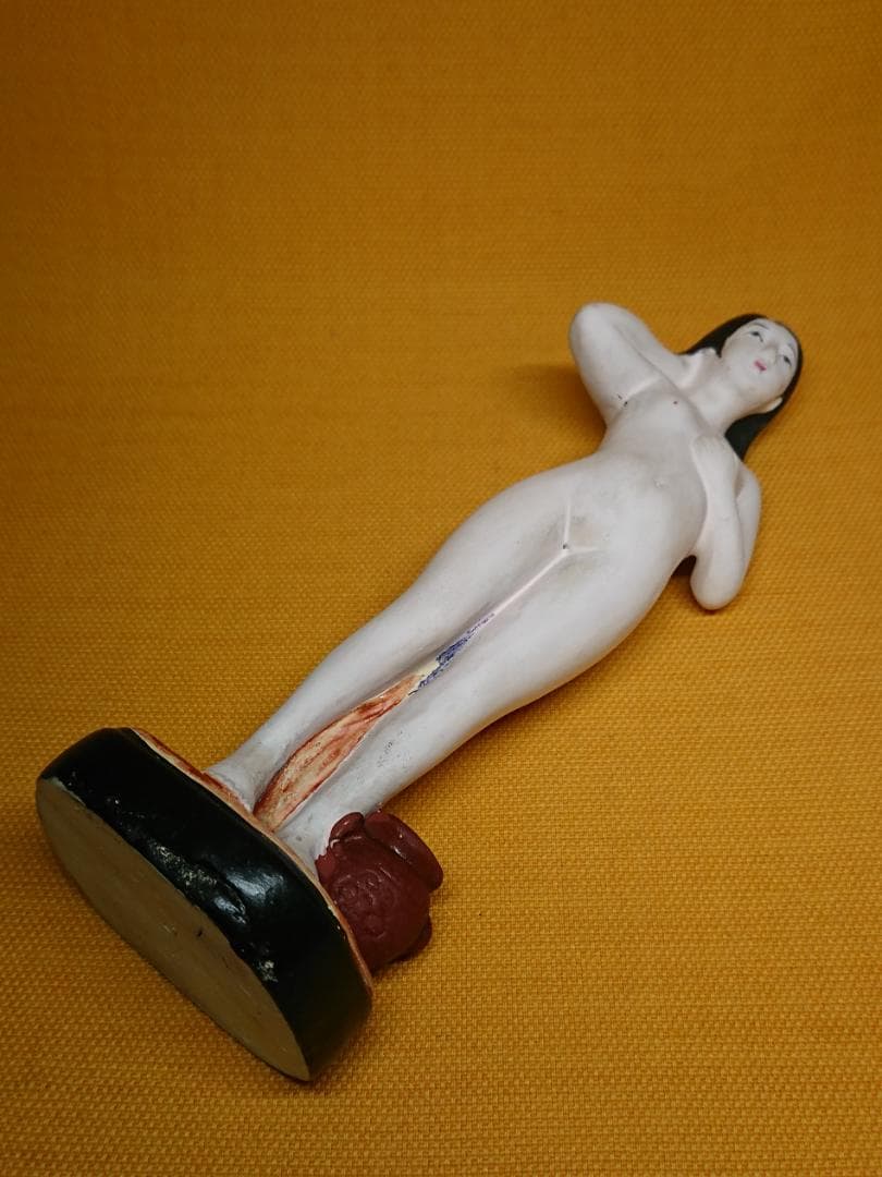 人形　陶器　彫像　オブジェ　置物　インテリア　工芸品　美術品　A1148