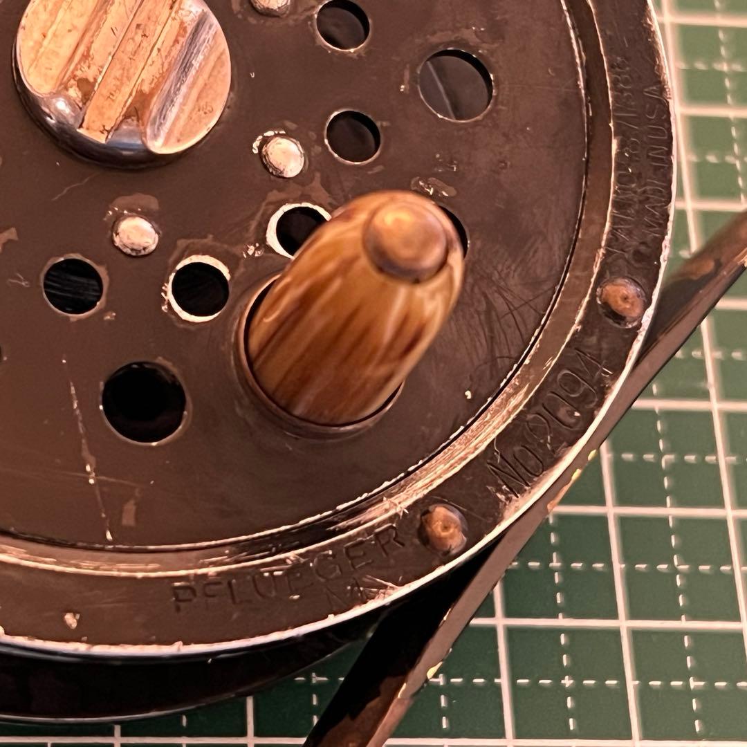 ド*ン様 Pflueger GEM 2094