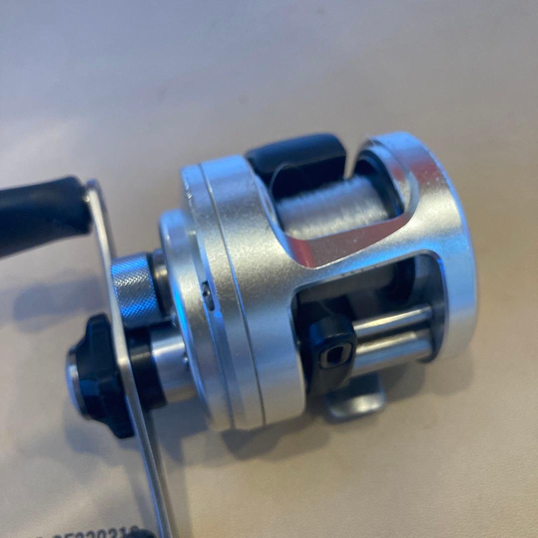 SHIMANO CALCUTTA 100ベイトリール