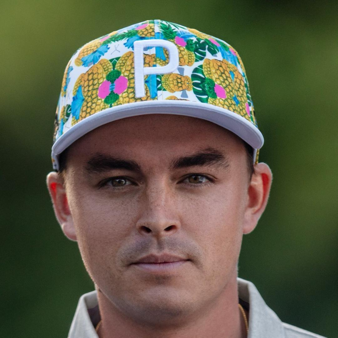 USコブラ プーマ限定発売品 パイナップルCAP 白 新品