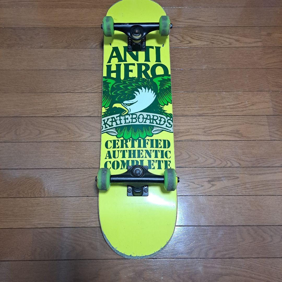 ANTI HERO COMPLETE スケートボード イエロー