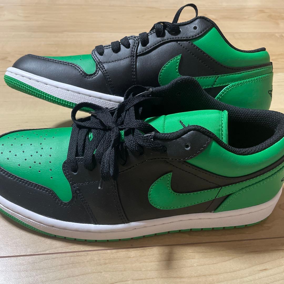 NIKEエアジョーダン1 LOWカット グリーン/ブラック