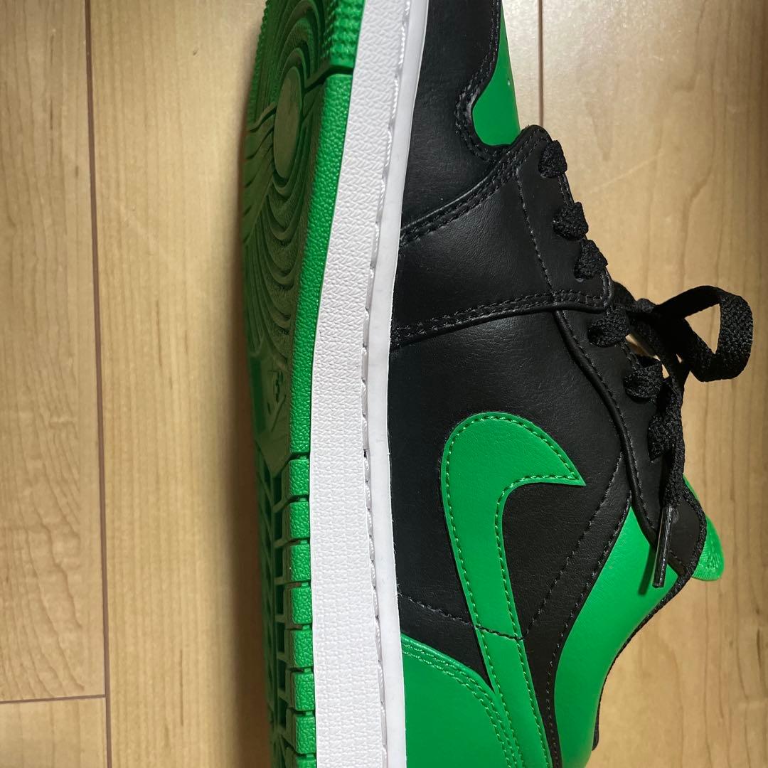 NIKEエアジョーダン1 LOWカット グリーン/ブラック