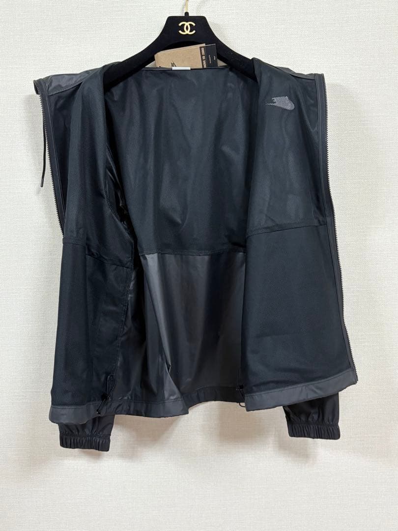XL ☆新品☆ ナイキ　ウインドブレーカー　スポーツウェア　ナイロンジャケット