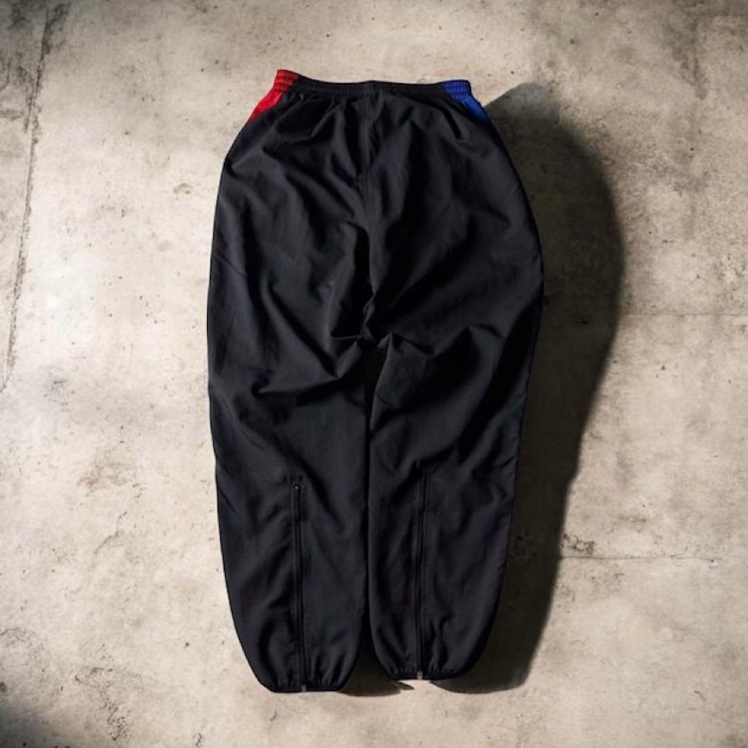 UMBRO アンブロ トラックパンツ ナイロンパンツ サイドライン 裾ジップ