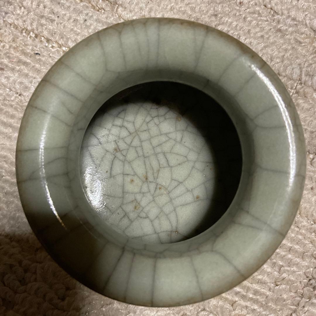 浙江省人民政府贈　南栄官窯磁　青磁　蔵出骨董品。【箱入り美品】年代不明？