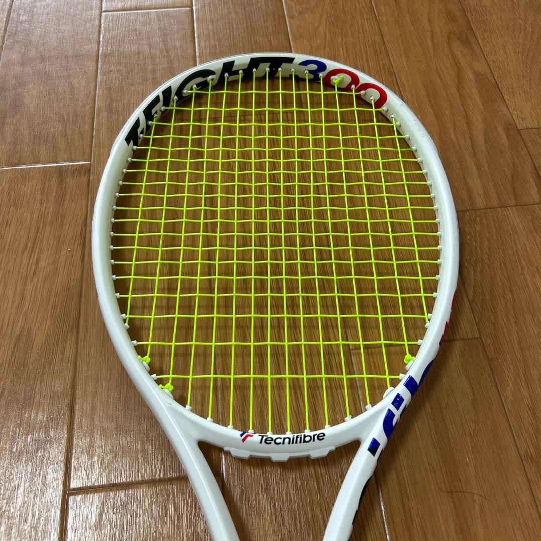 ラケット(硬式用) Tecnifibre T-FIGHT300 Isoflex G3