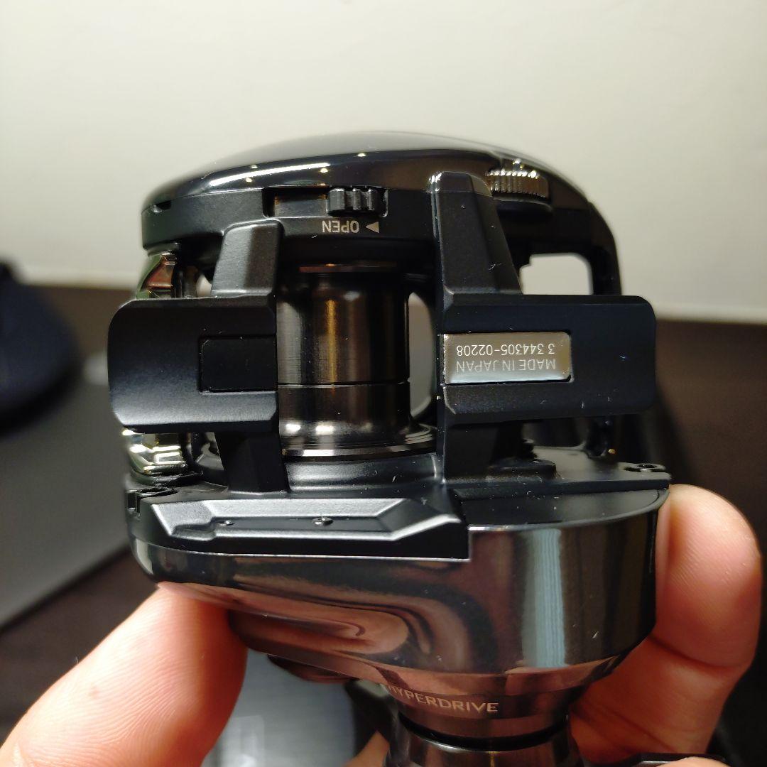 ダイワ 24スティーズ sv tw 100L ギア比6.7 左巻