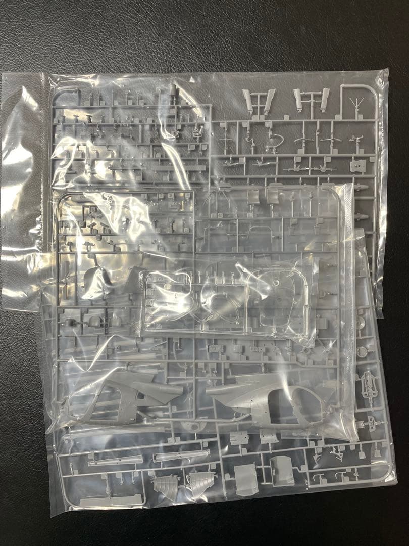 1/35キティホークAH-6J/MH-6J Little Bird Nights