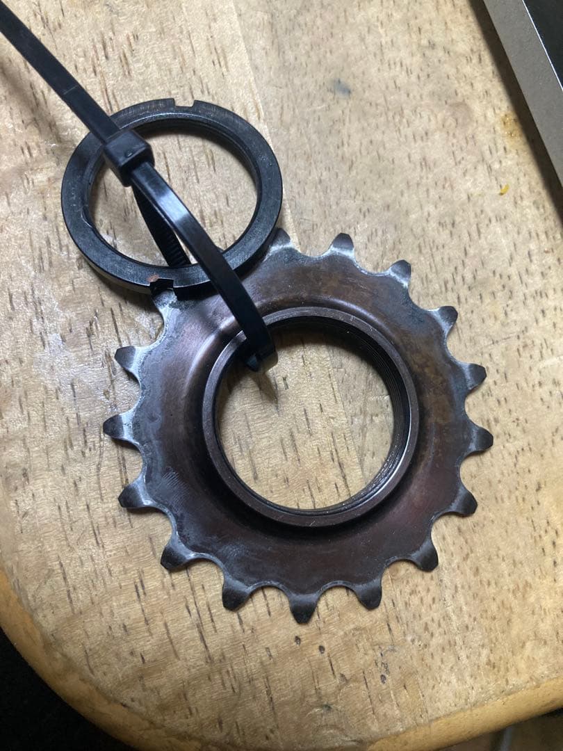 Euro Asia 17T コグ+Dura ace ロックリング
