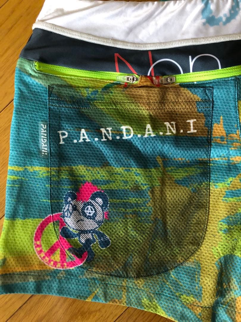 【美品】RUN PANDAランパンダ (パンダーニ)のランニングパンツ