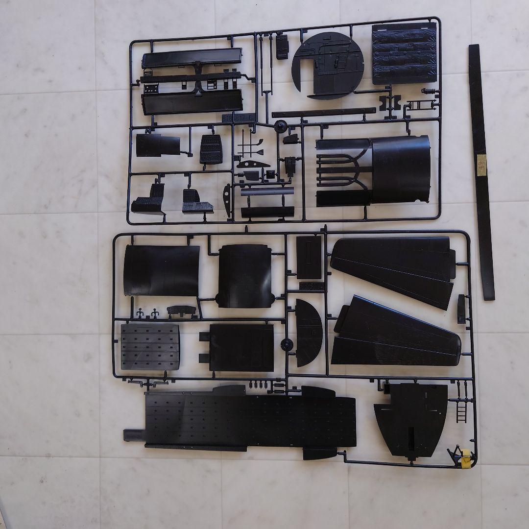 1/48AC-130 HERCULES GUNSHIP 訳ありです。