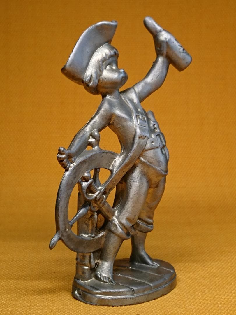 人形　金属　彫像　イタリア　置物　インテリア　工芸品　美術品　A2963