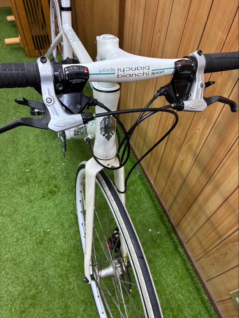 Bianchi ROMA クロスバイク700×28C18段変速 Tiagra搭載