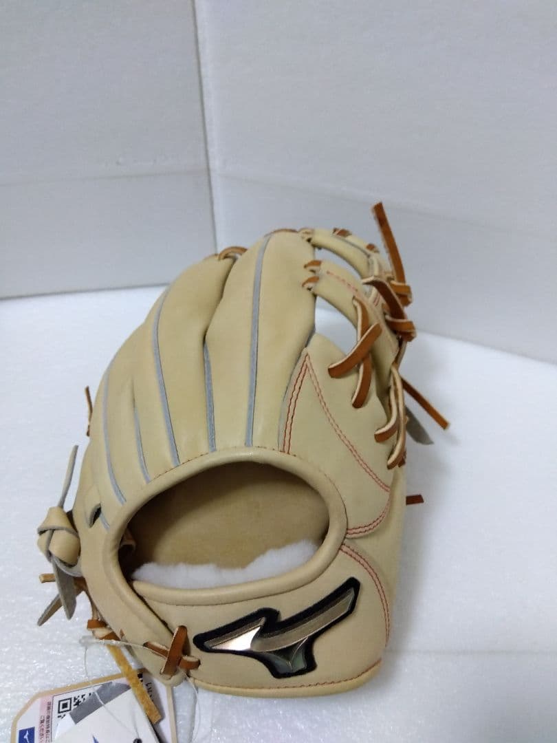 【未使用】ミズノ　グローバルエリート　内野手用　 ブロンド