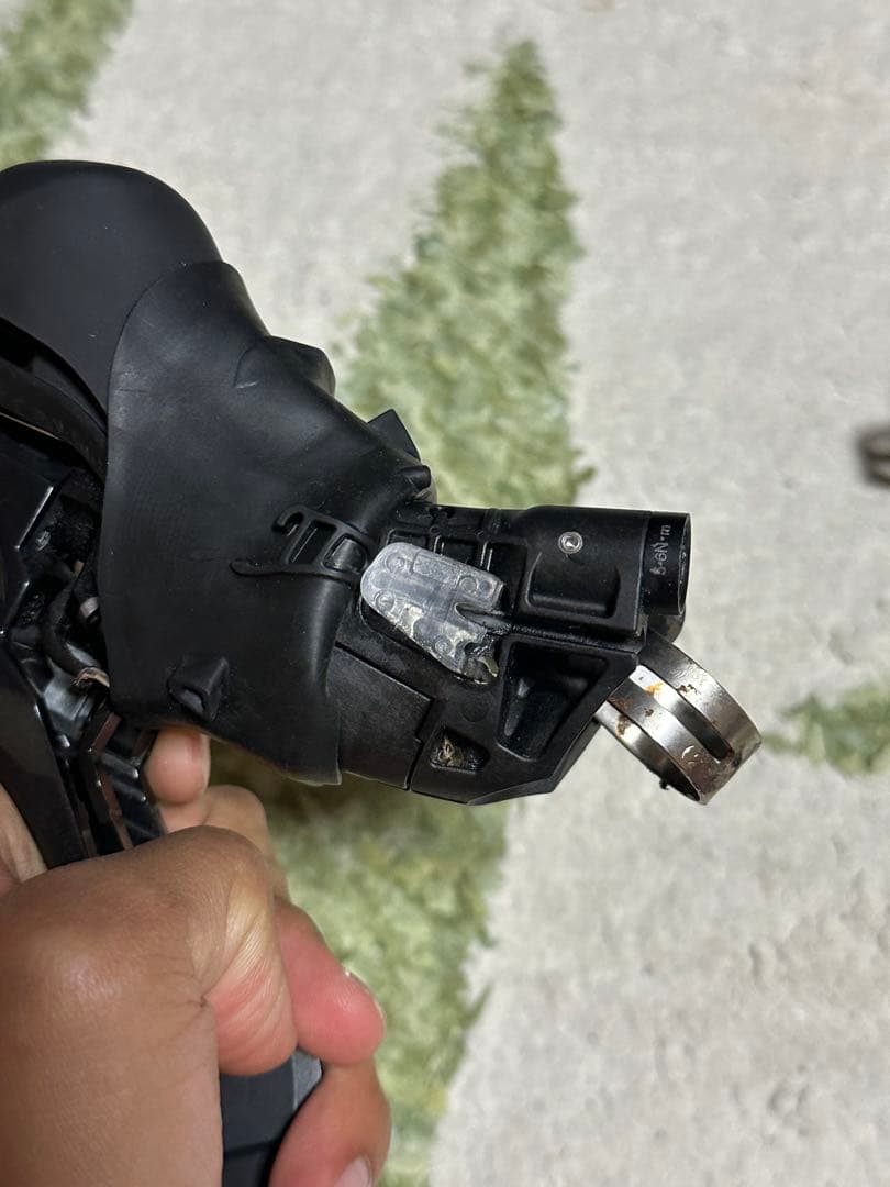 ULTEGRA r8000油圧11s STI破損あり