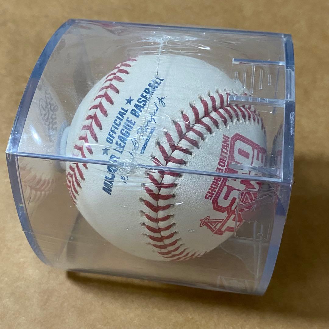 大谷翔平　MVP初受賞記念ボール 2021 ディスプレイケース付ローリングス