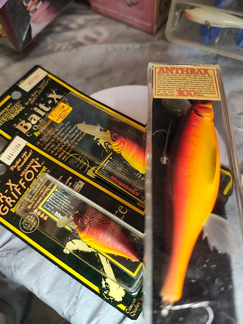 アカトラ3点セット ANTHRAX100 SR-Xグリフォン Bait-X未開封