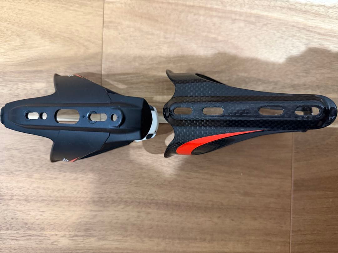 DE ROSA ボトルケージ