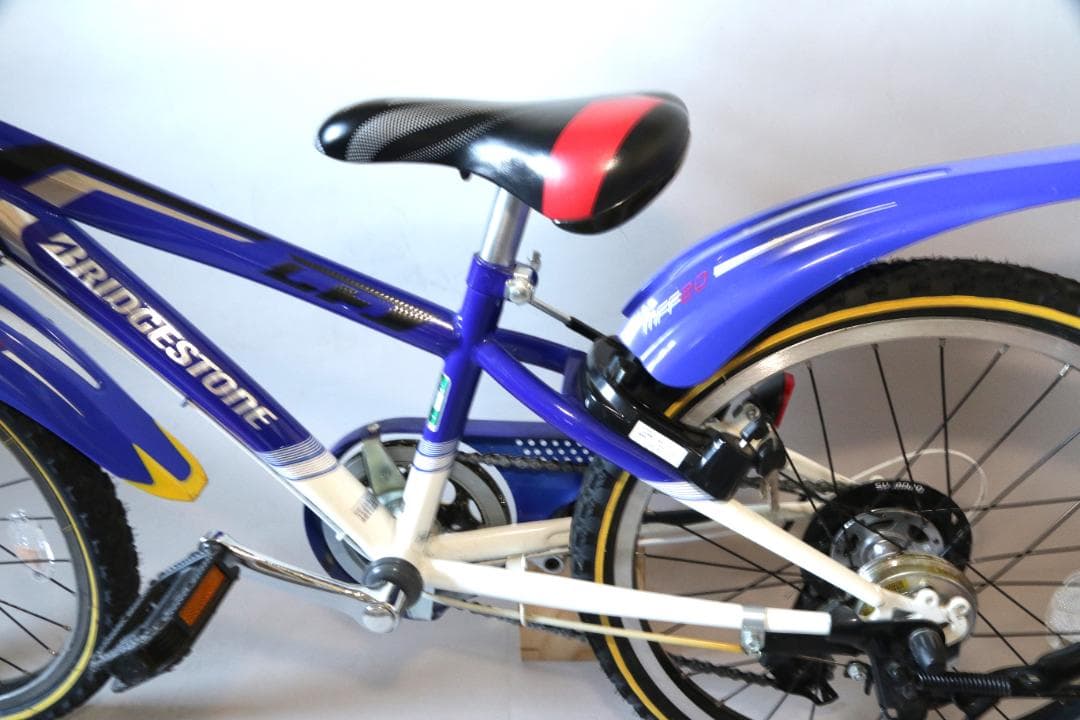 BRIDGESTONE キッズバイク 青 20インチ