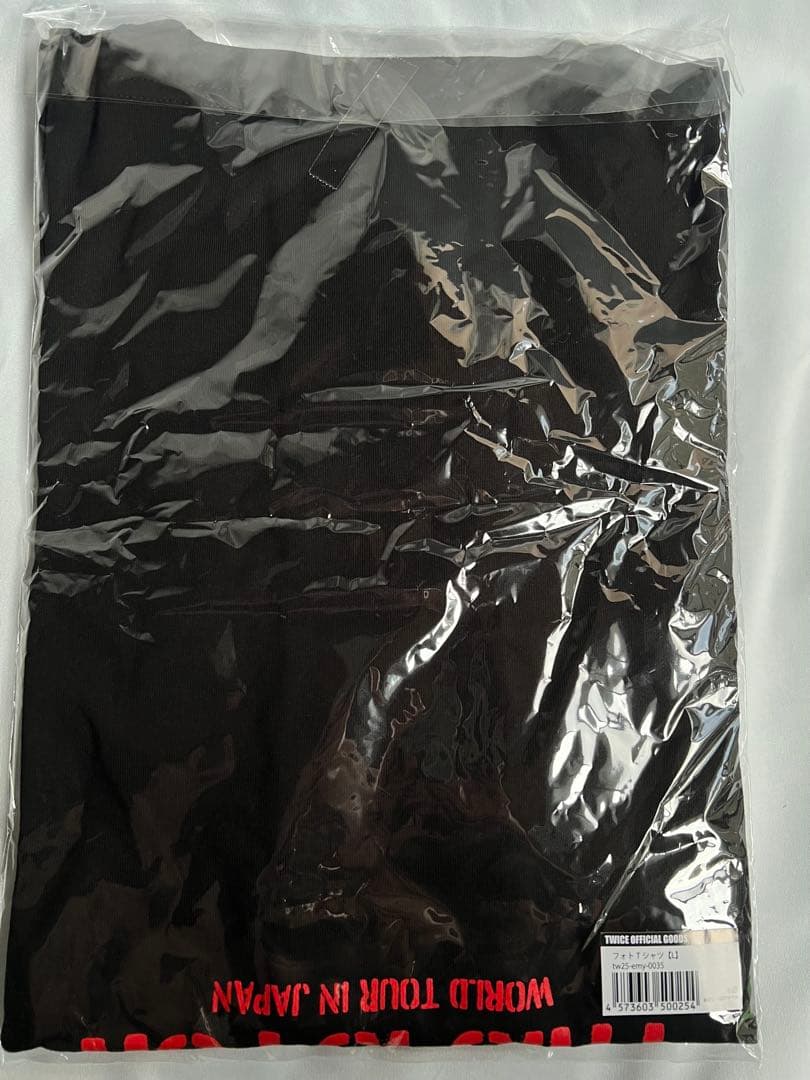 新品未開封　TWICE 『ENEMY』 PHOTO T-SHIRT Lサイズ