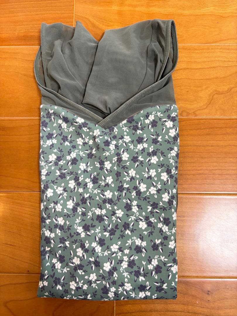 stinaスティナ　レオタード　Lサイズ花柄長袖
