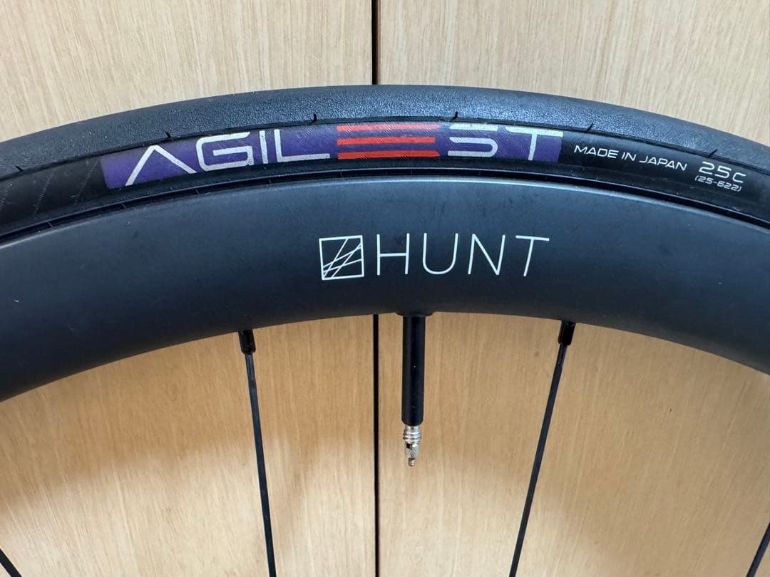 HUNT 35 CARBON AERO DISC 〔アジリスト25c付き〕