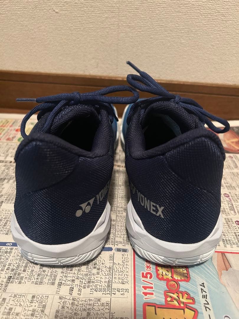 YONEX CASCADE DRIVE ネイビー シューズ27センチ