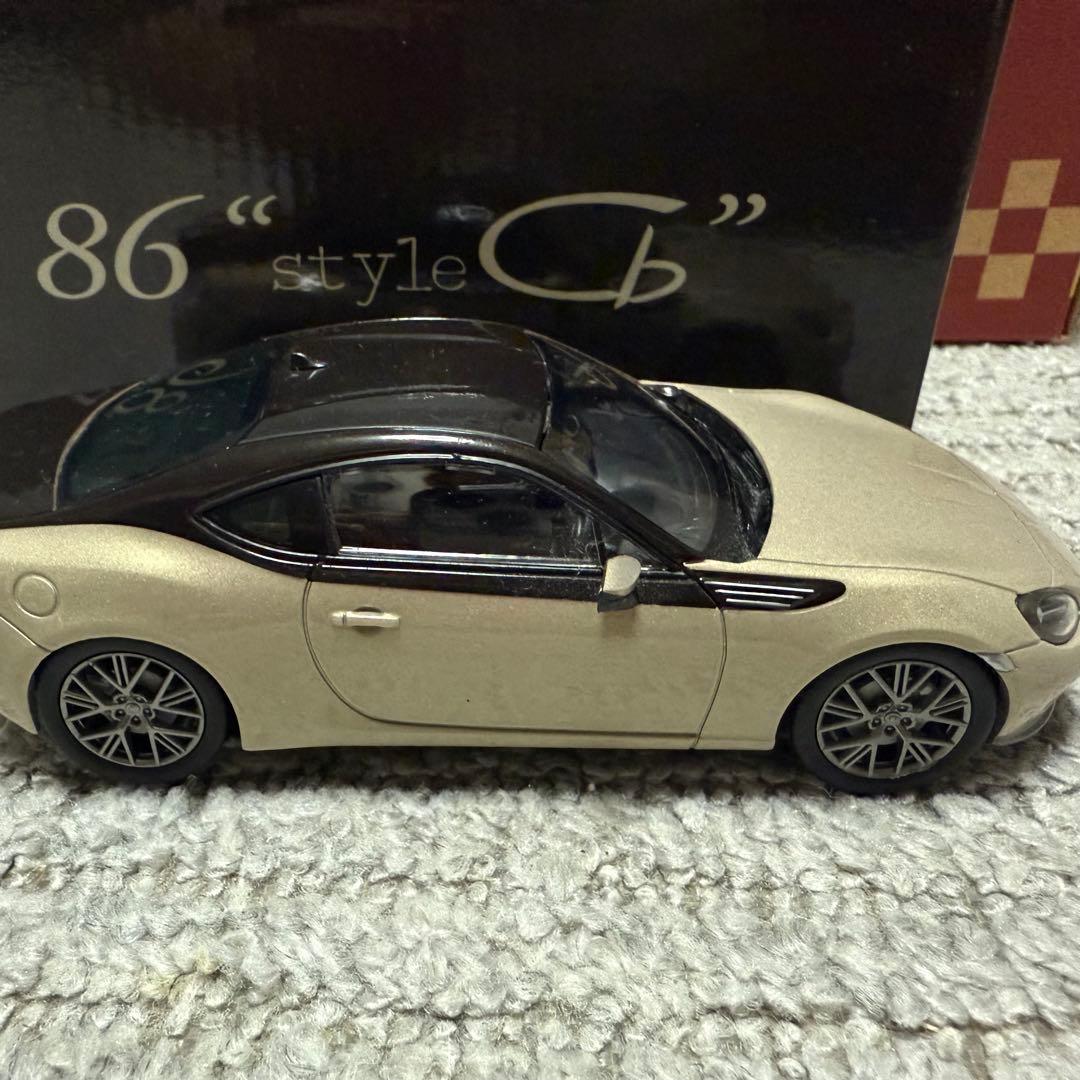 トヨタ86\"styleCb\" カラーサンプル ミニカー