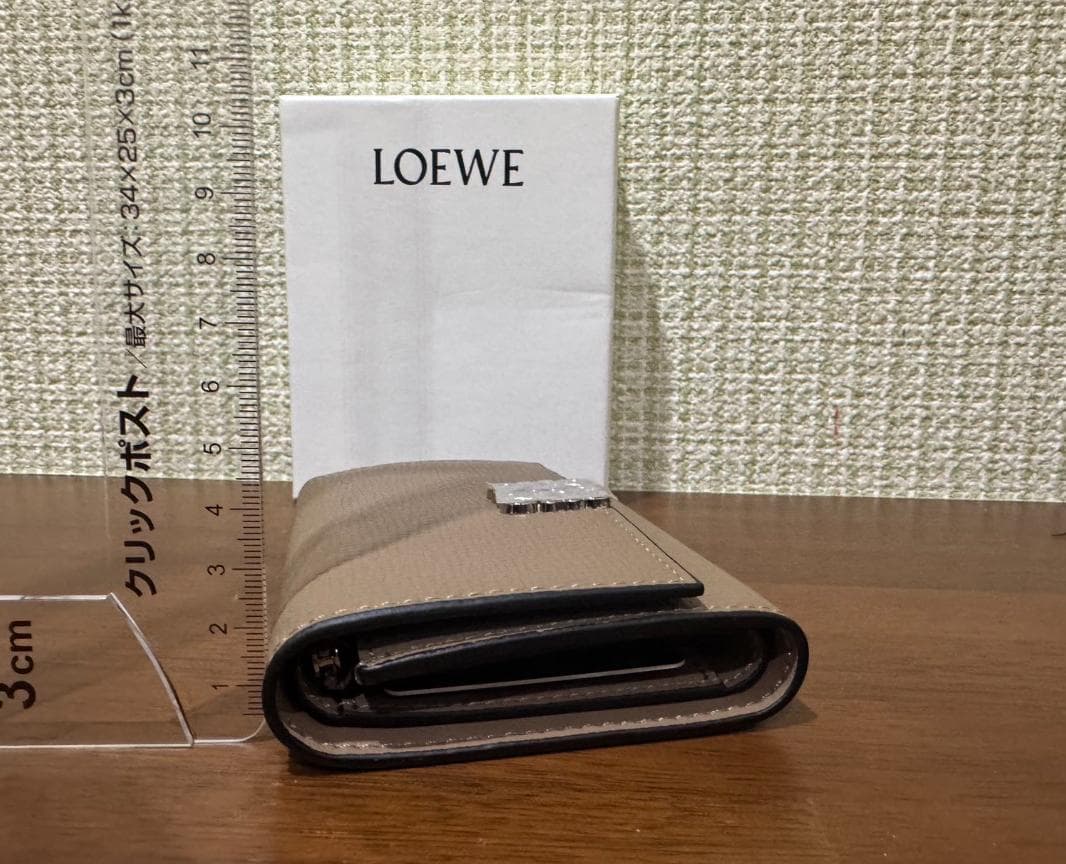 LOEWE ロエベ アナグラム コンパクト フラップウォレット イエローブラウン