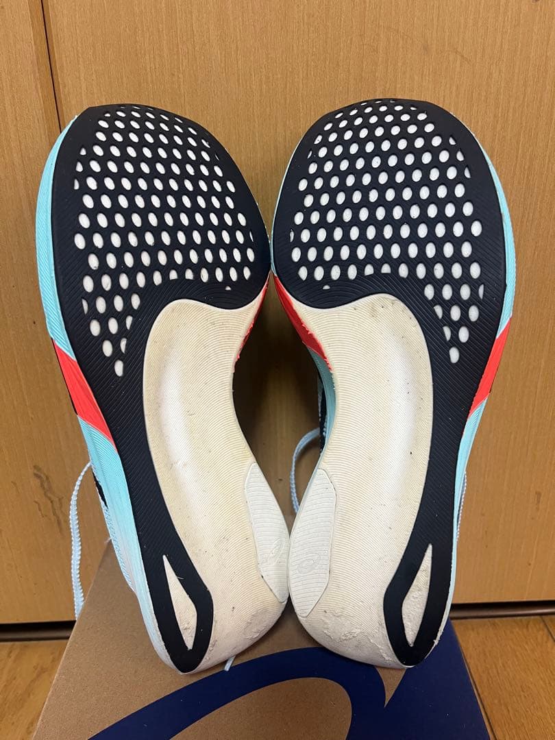 アシックス メタスピードエッジパリ 27.5cm