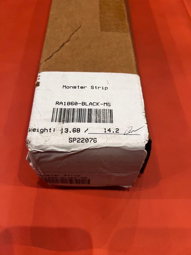 ●Rogue ローグ モンスター ストリップ　新品未使用　正規品　本物