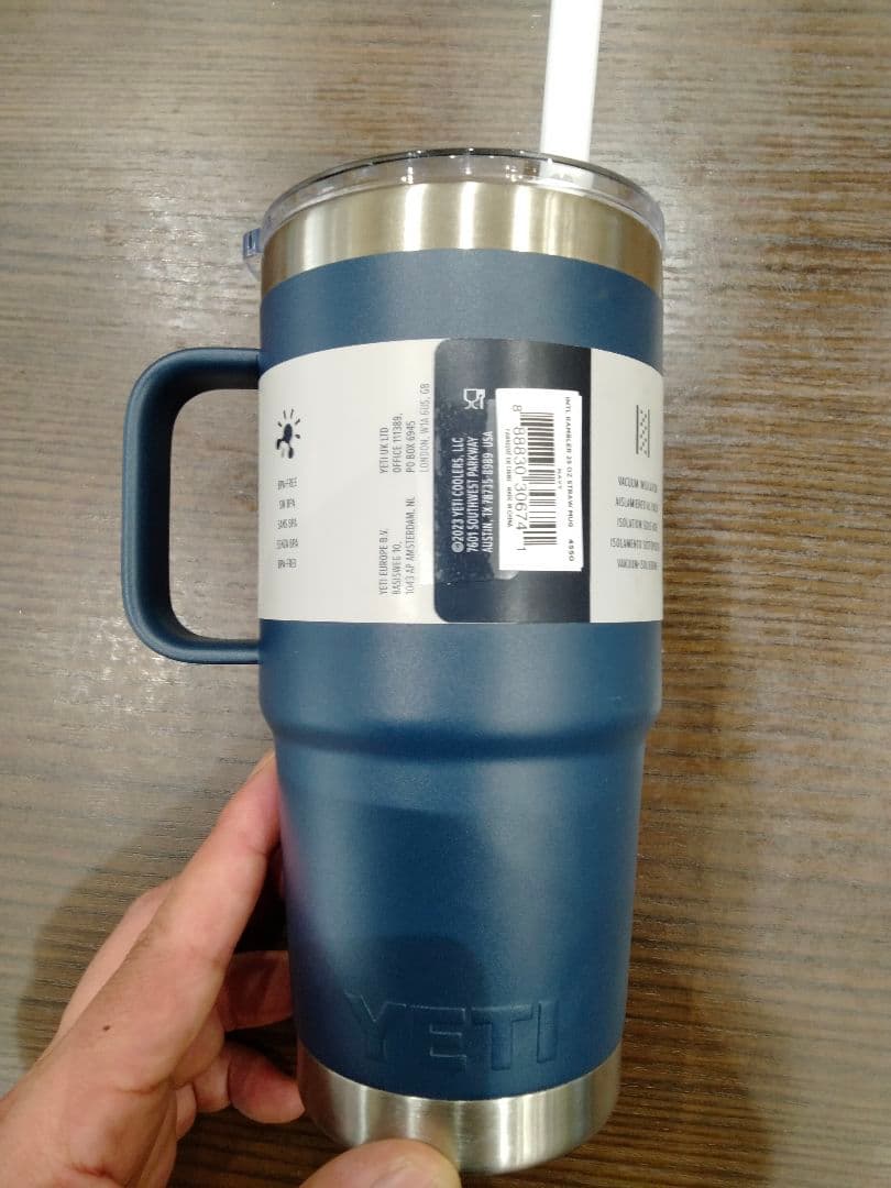 ☆YETI Rambler 25 ozネイビー☆ストロー付きマグ新品未使用品