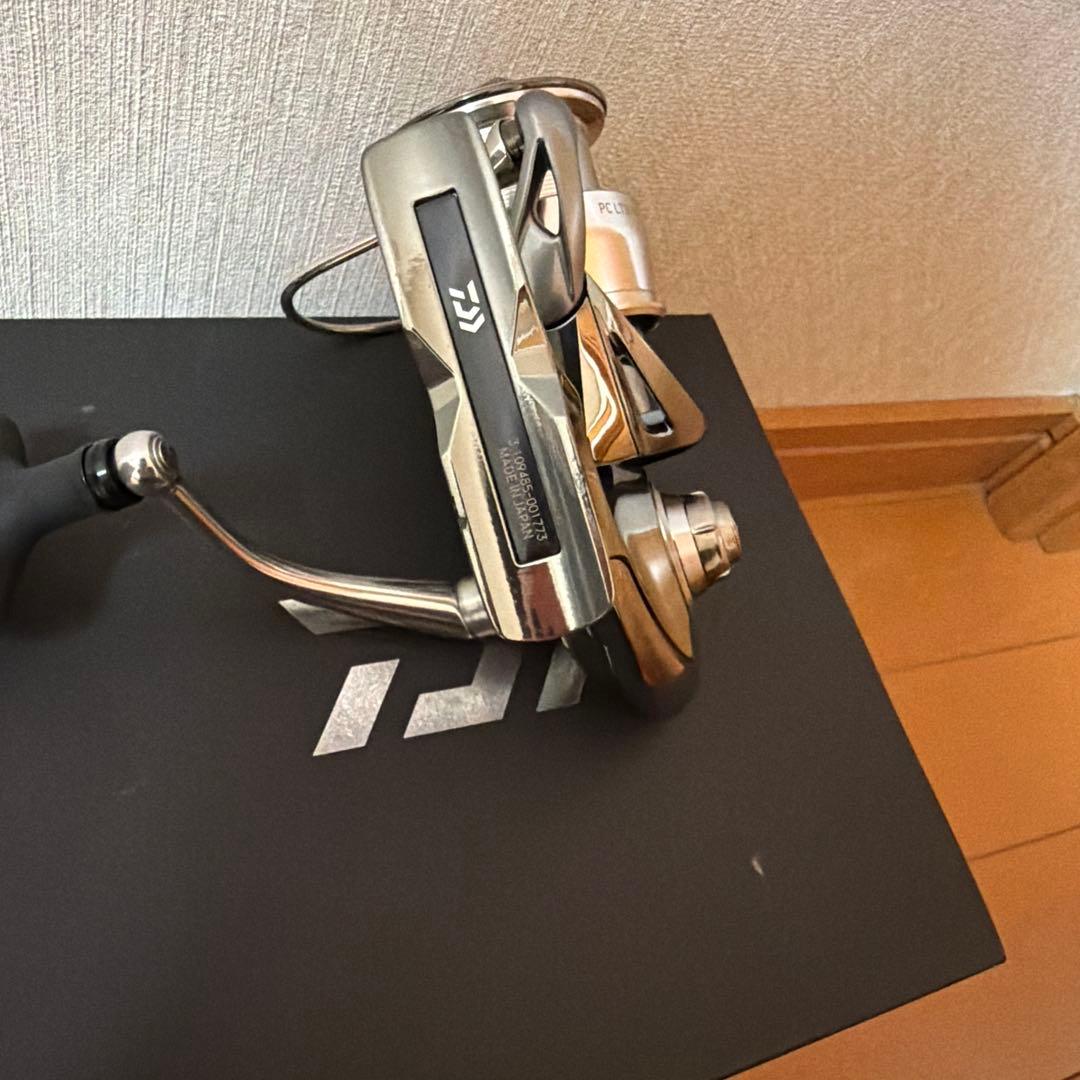 ダイワ　22イグジスト PC LT3000-HX