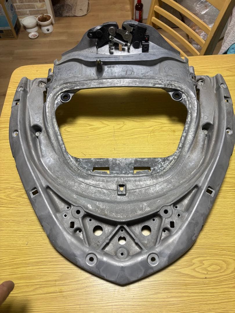 【中古　純正品】フォルツァ　MF10 リアスポ周辺一式　後期型