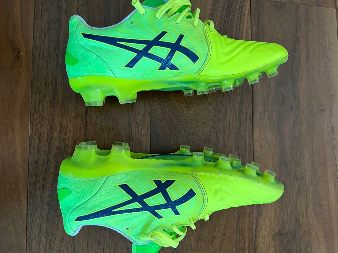 ASICS サッカースパイク　ウルトレッツァ2 AI ULTREZZA2 AI
