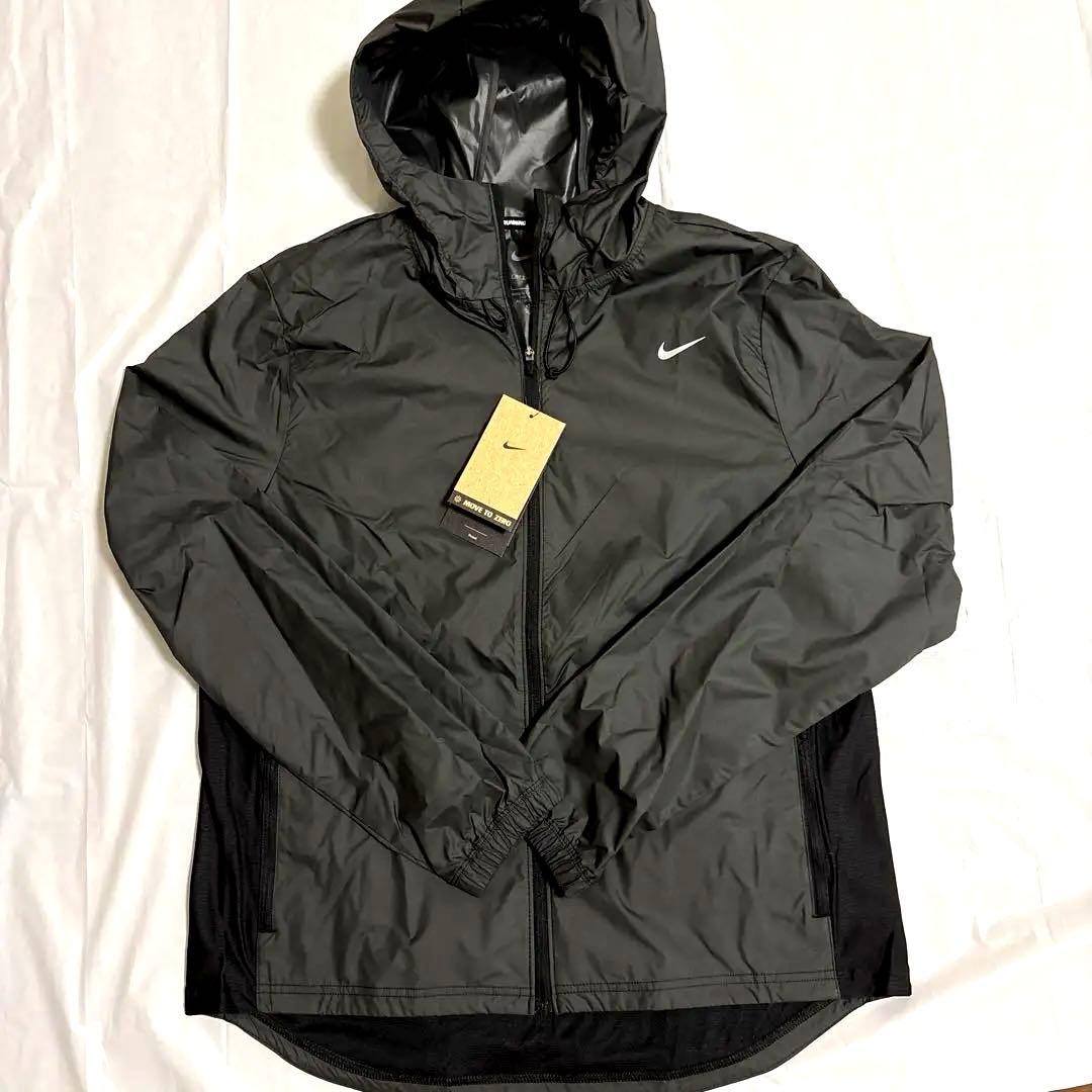 Nike 軽量ウィンドブレーカー ブラック