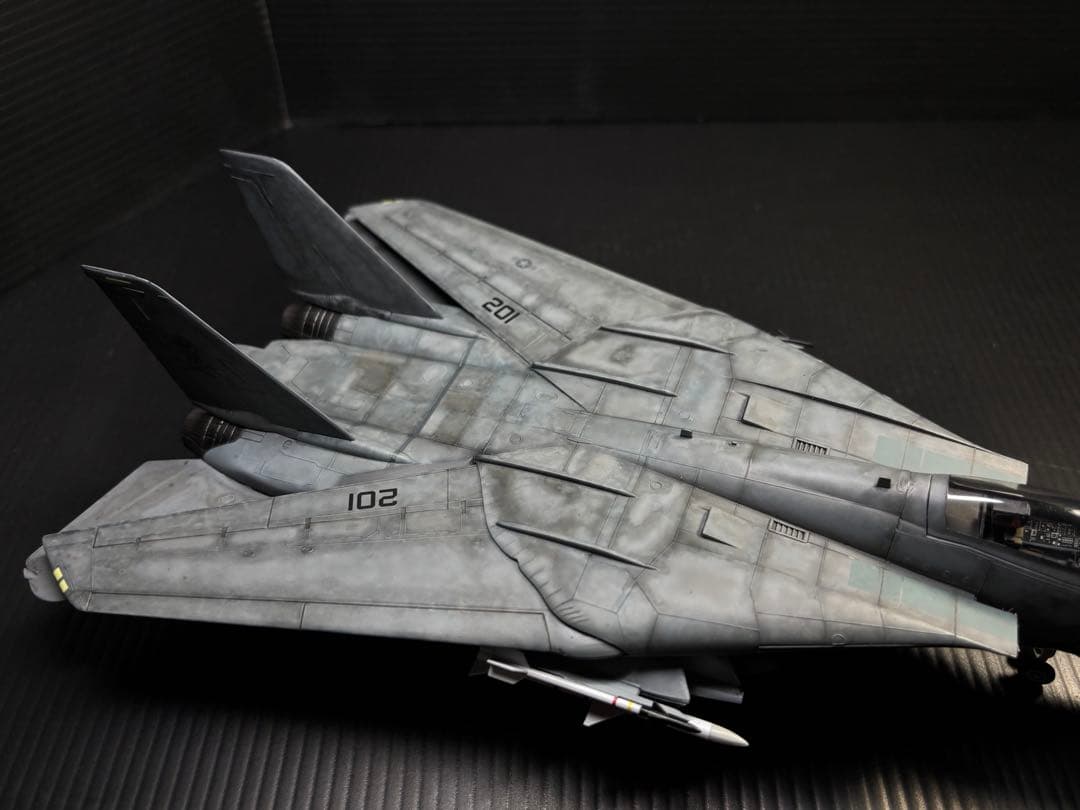 F14A トムキャット　ロービジ仕様　1/72 プラモデル完成作品