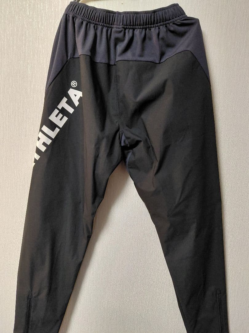 ATHLETA ストライプピステセットアップ