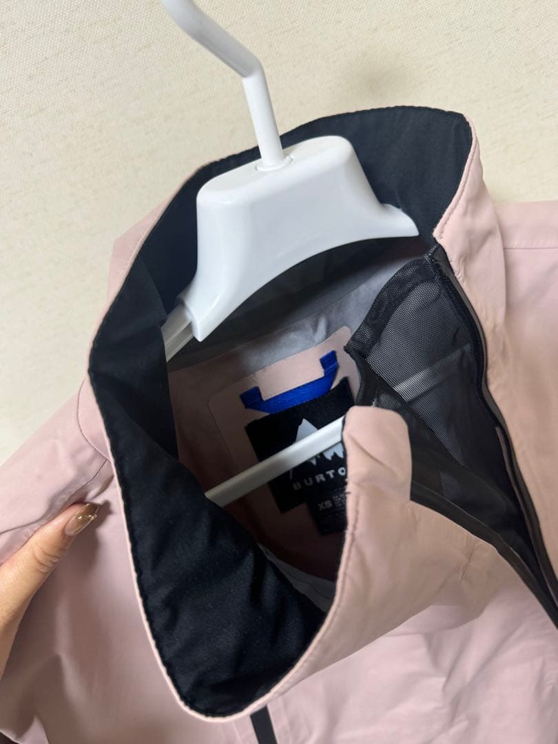 美品❗️2回だけ使用❗️珍しいXSサイズBURTON スノーボードウェア 女性用