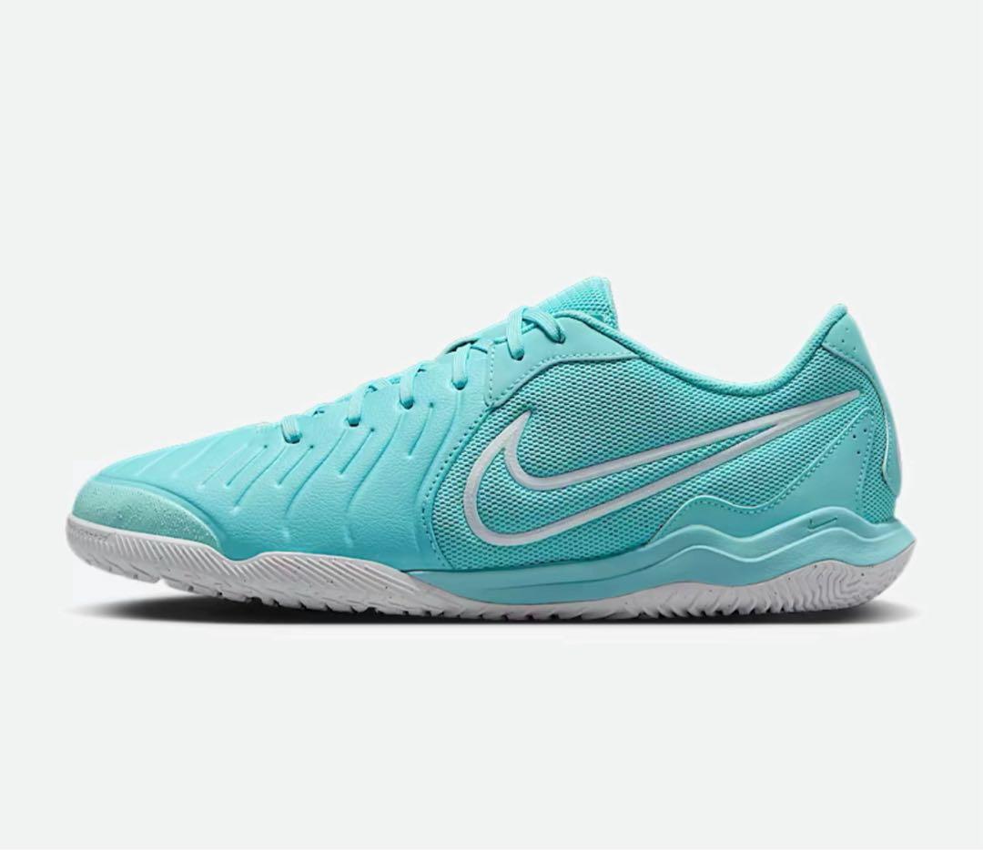 Nike ティエンポ　レジェンド10 アカデミー