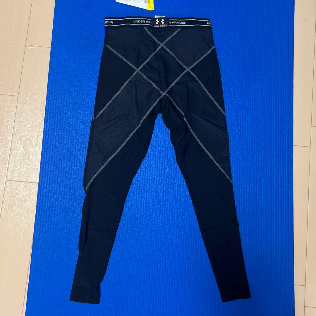 コアタイツ　Under Armour UA Core Tight Lサイズ