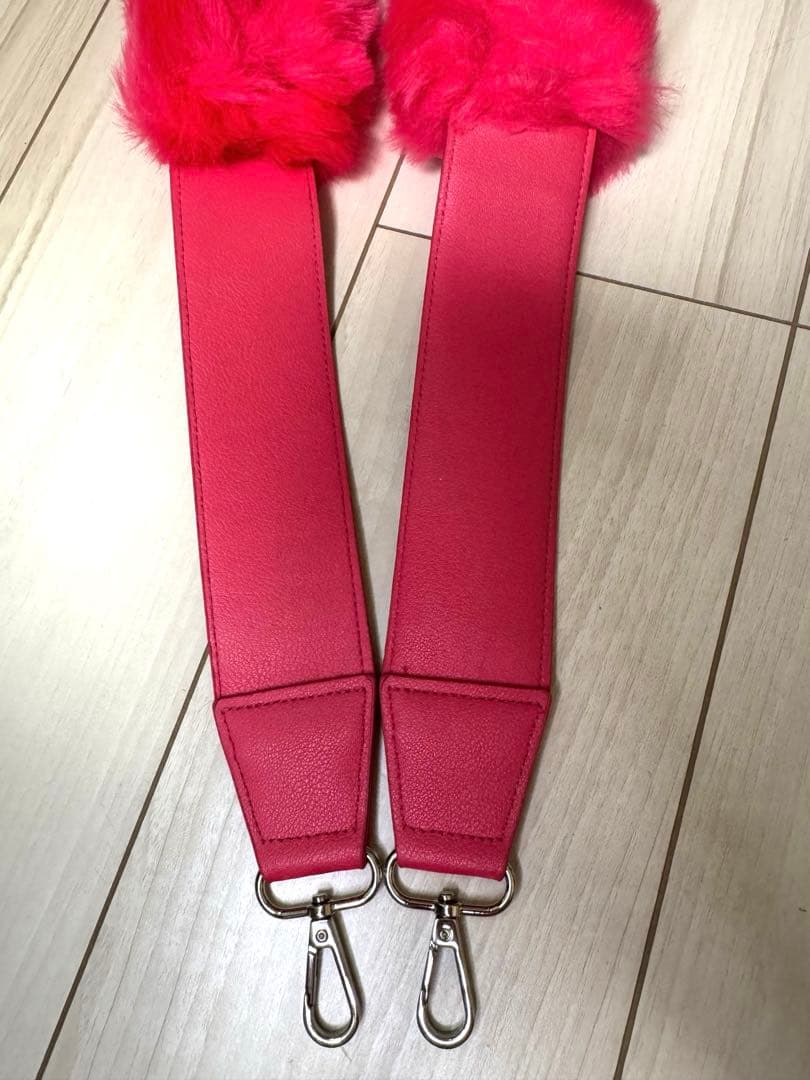 新品 Bigbang G-dragon ショルダーストラップ ファー