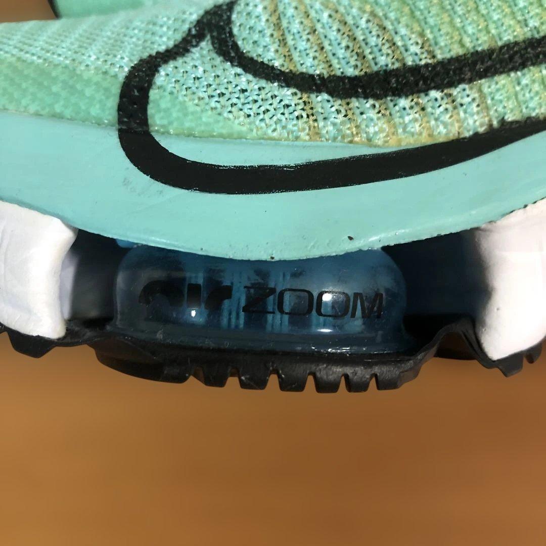 Nike Zoom ランニングシューズ