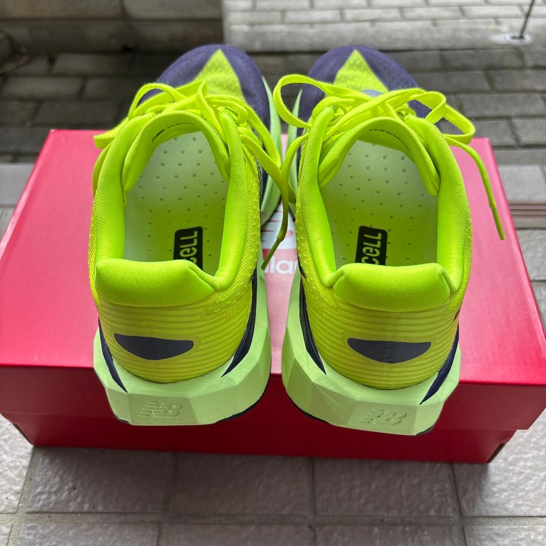 その他 New Balance FuelCell Rebel V5