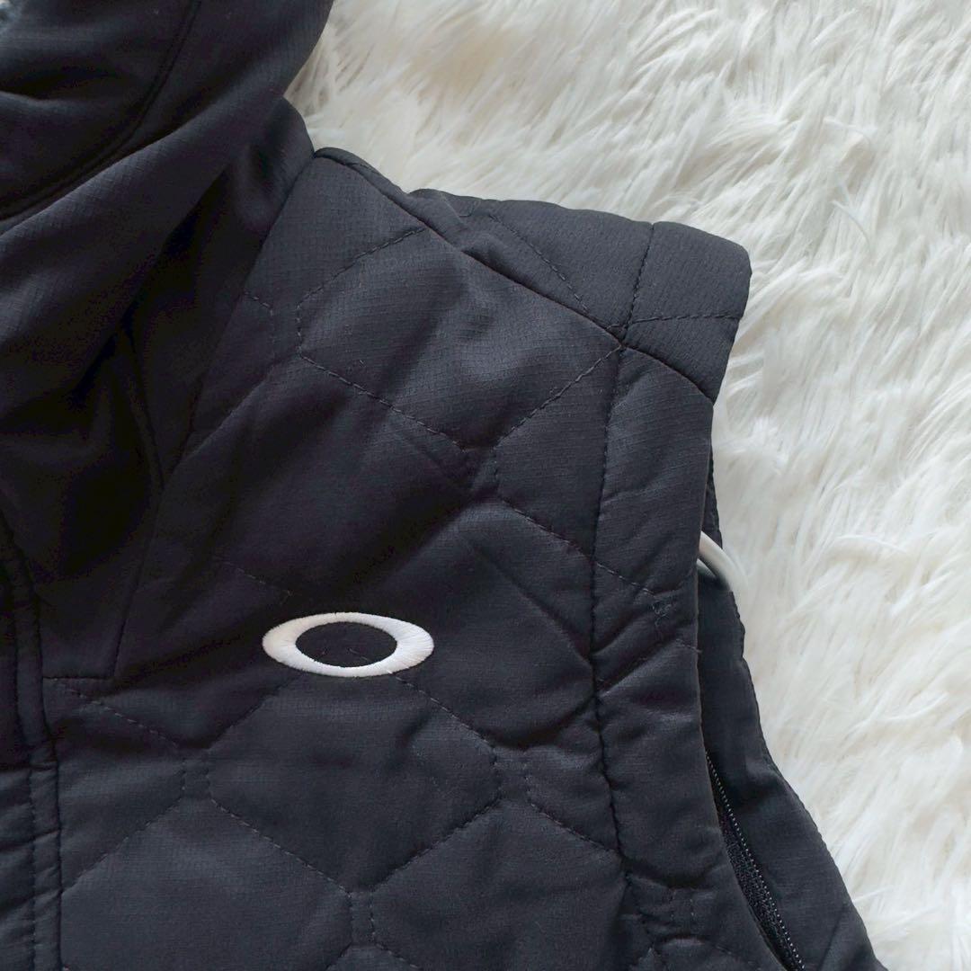 OAKLEY✨パフジャケット　2WAY 中綿　裏ボア　　刺繍ロゴ　黒　M