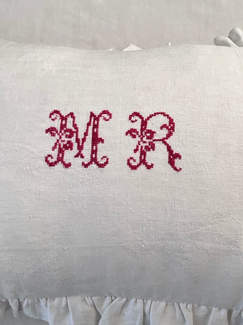 【美品】フランスアンティーク MR赤ハンドステッチ フリルカバー[3314]