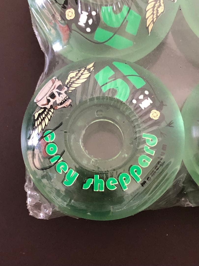 スケートボード MOMENTUM GEL SIREISE WHEELS 51mm