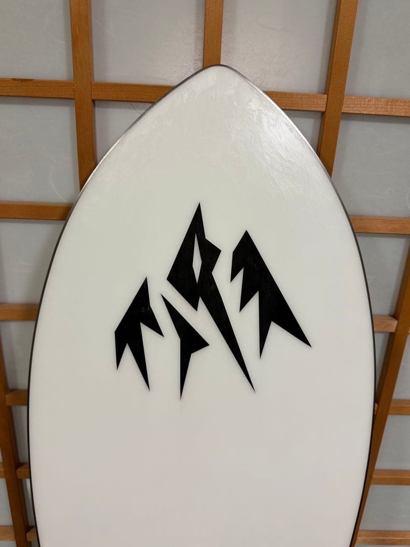 スノーボード JONES storm chaser 147