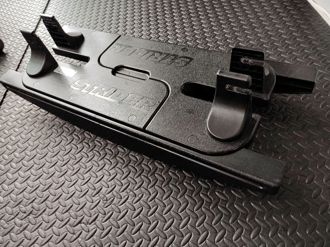 美品 strider ストライダー　ロッキングベース　12インチ用